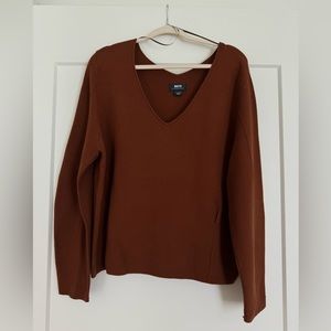 Maeve sweater